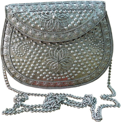 

Spice Art Party Silver Clutch
