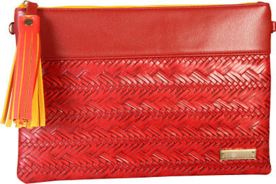 

Horra Casual Maroon Clutch