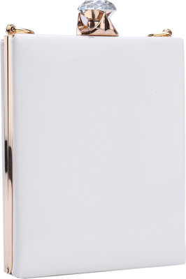 

Fur Jaden Party White Clutch