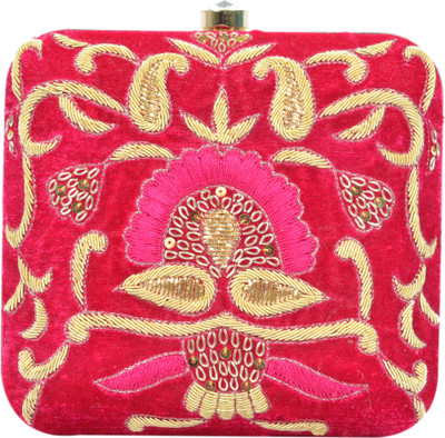 

Tooba Handicraft Party Red Clutch