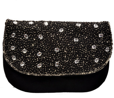 

Rezzy Casual Black Clutch