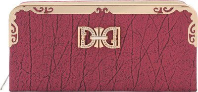 

MTE Party Pink Clutch
