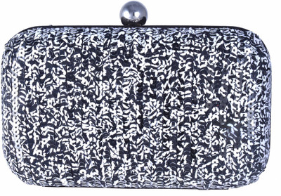 

Posh Party White Clutch