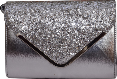 

The Trendy Casual Silver Clutch