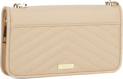 

ALDO Casual Multicolor Clutch