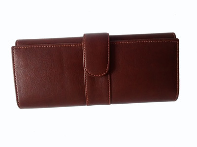 

Fiable Formal Brown Clutch
