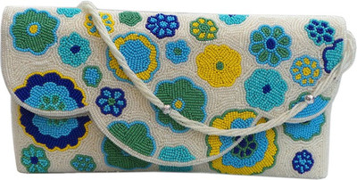 

Bhamini Party White Clutch