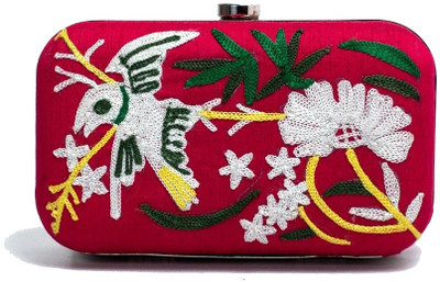 

Hepburnette Party Red, White Clutch
