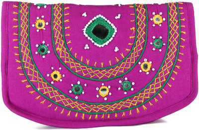 

Womens Cottage Casual Pink Clutch