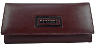

Moochies Formal Maroon Clutch