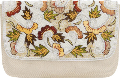 CREATIVE EMBELLISHMENT Party White Clutch