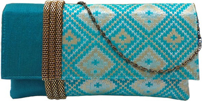 

Bhamini Party Green Clutch