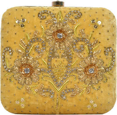 

Tooba Handicraft Party Gold Clutch
