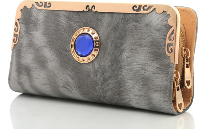 

Foolzy Party Brown Clutch
