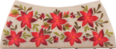 

Soulful Threads Party Beige Clutch