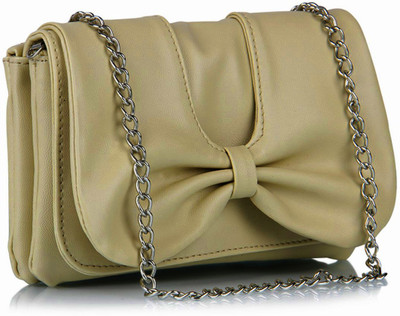 

Butterflies Casual White Clutch
