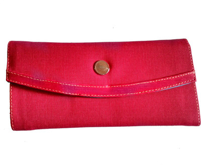 

Fiable Casual Red Clutch