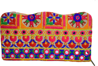 

5elementz Casual Multicolor Clutch