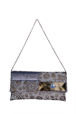 

Deepsum Casual Silver Clutch