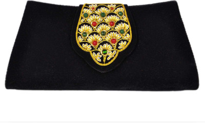 

Duchess Party Black Clutch