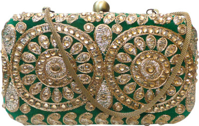 

Bhamini Party Green Clutch