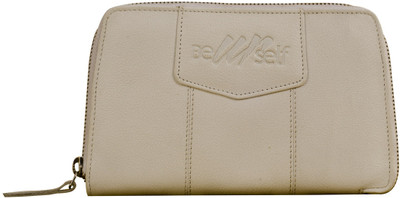 

eZeeBags Casual White Clutch