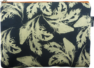 

Angesbags Casual Blue Clutch