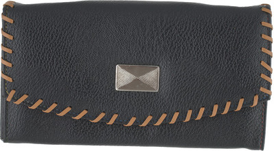 

WCL Casual Black Clutch