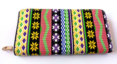 

Trendy Nuts Party Multicolor Clutch