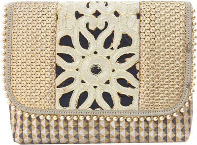 

Craftbazaar Party Black Clutch