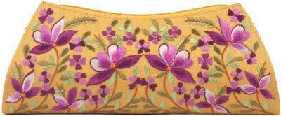 

Soulful Threads Party Black Clutch