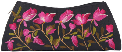 

Soulful Threads Party Black Clutch