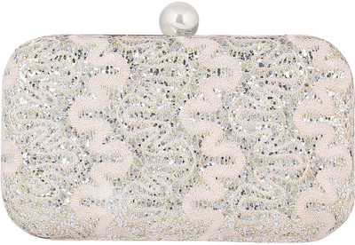 

Berrypeckers Party Silver Clutch