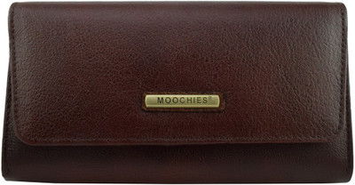

Moochies Formal Beige Clutch