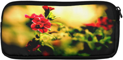

Panda Creation Casual Multicolor Clutch