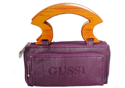 

Arti Casual Purple Clutch