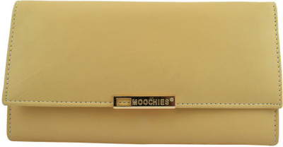 

Moochies Formal Yellow Clutch