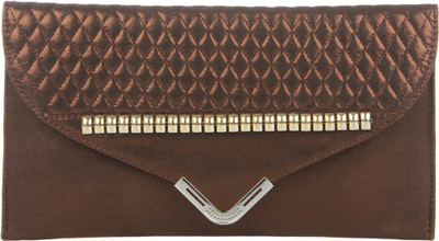 

Dice Party Brown Clutch