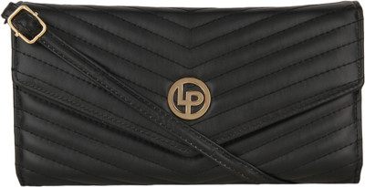 

Lino Perros Casual Black Clutch