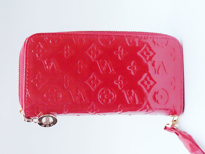 

Bellina Casual Red Clutch