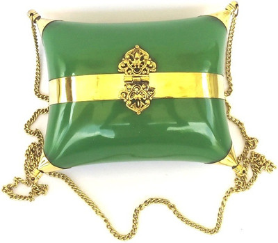 

Hemshri Party Green Clutch