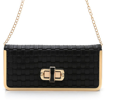 

Foolzy Party Black Clutch