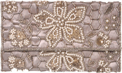 

Diwaah Party Brown Clutch