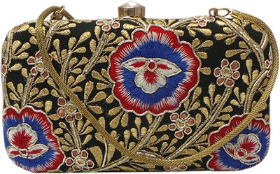 

Bhamini Party Black Clutch