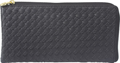 

Osaiz Casual Black Clutch