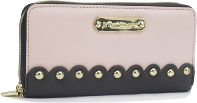 

Steve Madden Casual Black, Pink Clutch