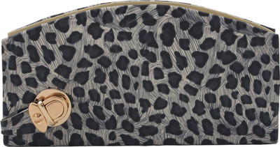 

MTE Casual Black Clutch