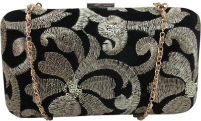 Hyna design Party Black Clutch
