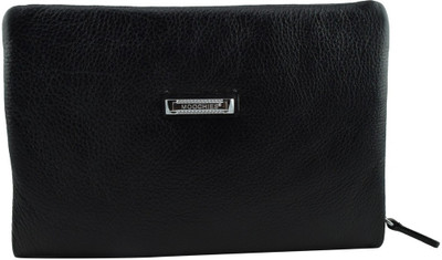

Moochies Formal Black Clutch