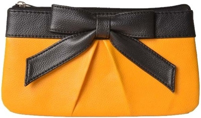 

Peperone Casual Yellow Clutch